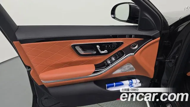 Mercedes-Benz S-Class — Фото автомобиля 24