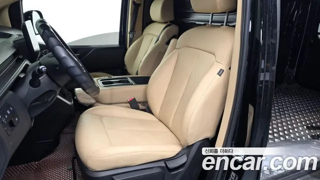 Hyundai Staria — Фото автомобиля 23
