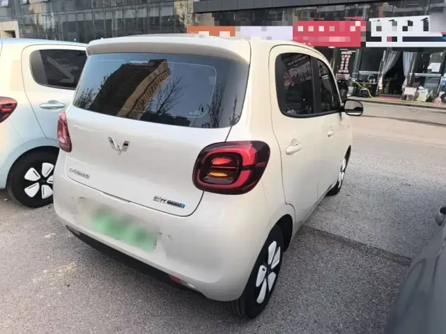 Wuling Hongguang Mini EV — Фото автомобиля 6