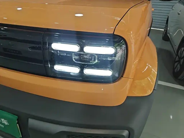 Baojun Yep — Фото автомобиля 23