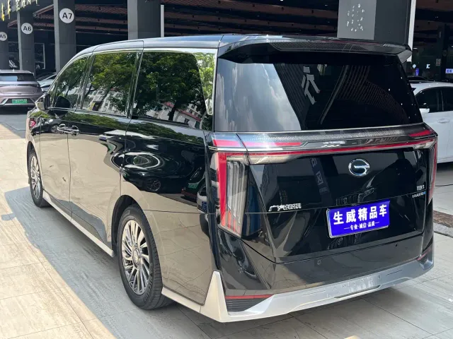 GAC Trumpchi Trumpchi M8 2023 Model Master Series Hybrid Ultimate Edition — Фото автомобиля 6