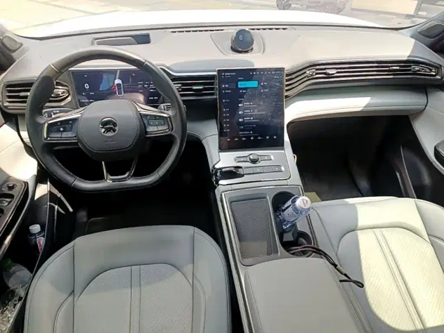 Nio EC6 — Фото автомобиля 9