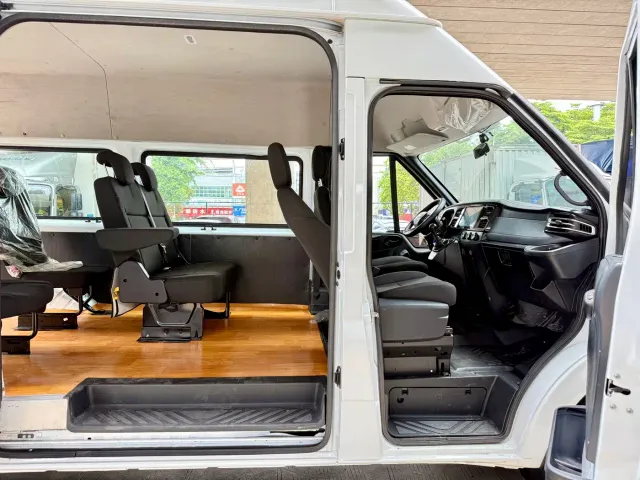 JMC Fushun — Фото автомобиля 11