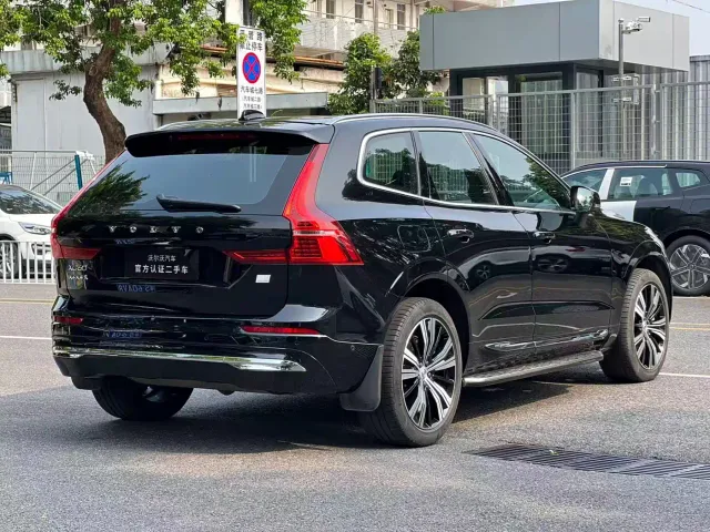 Volvo XC60 — Фото автомобиля 9