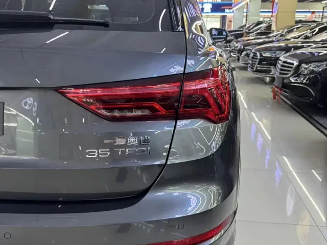 Audi Audi Q3 2022 35 TFSI Fashion Dynamic — Фото автомобиля 19