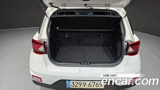 Hyundai Venue Venue 1.6 Modern Plus — Фото автомобиля 30