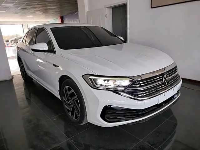 Volkswagen Sagitar — Фото автомобиля 3