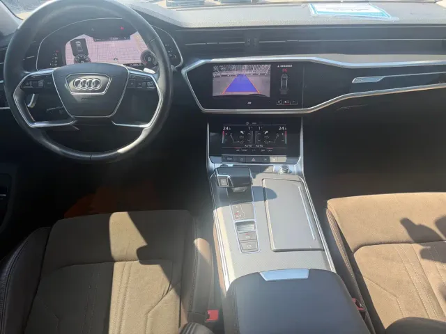 Audi A7L — Фото автомобиля 11