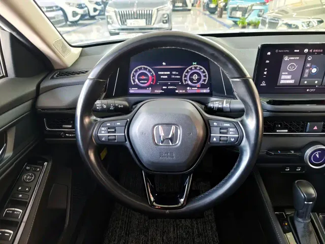 Honda Inspire — Фото автомобиля 8
