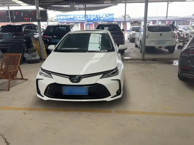 Toyota Corolla — Фото автомобиля 6