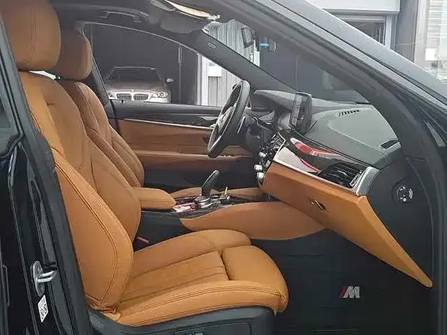BMW 6 Series Gran Turismo — Фото автомобиля 22