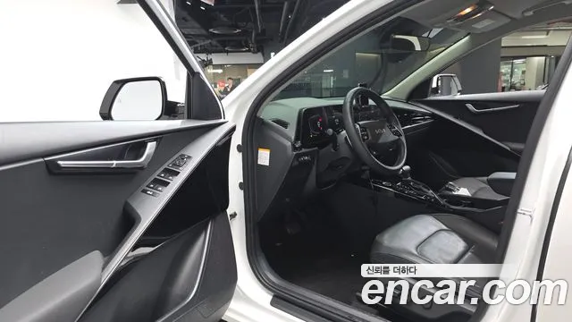 Kia Niro The All New Niro Prestige — Фото автомобиля 9