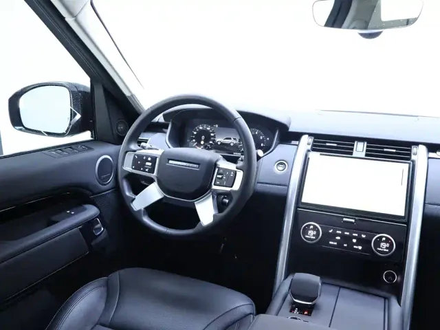 Land Rover Discovery — Фото автомобиля 14