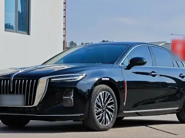 Фотография автомобиля — Hongqi H5
