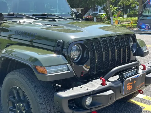 Jeep Gladiator — Фото автомобиля 18