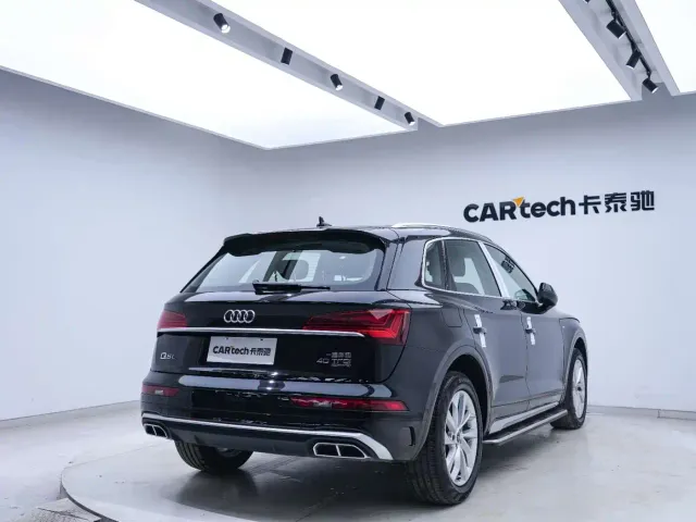 Audi Q5L — Фото автомобиля 23