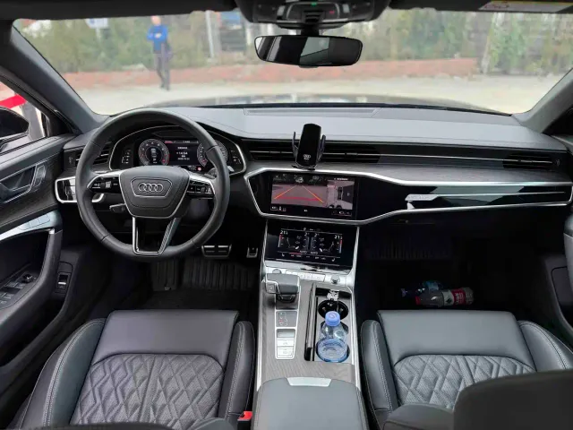Audi A6L — Фото автомобиля 7