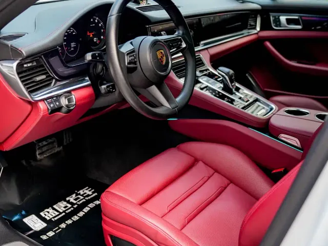 Porsche Panamera — Фото автомобиля 9