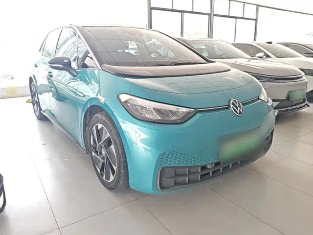 Volkswagen ID.3 — Фото автомобиля 3