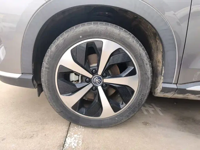 BYD Song PLUS PHEV 2021 DM-i 110KM Flagship — Фото автомобиля 22