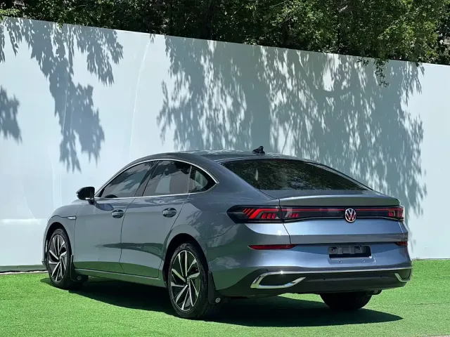 Volkswagen Lamando — Фото автомобиля 9