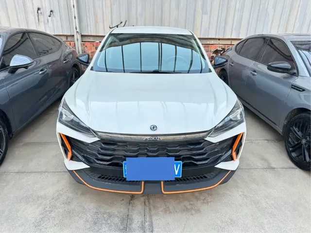 Dongfeng Yixuan — Фото автомобиля 2