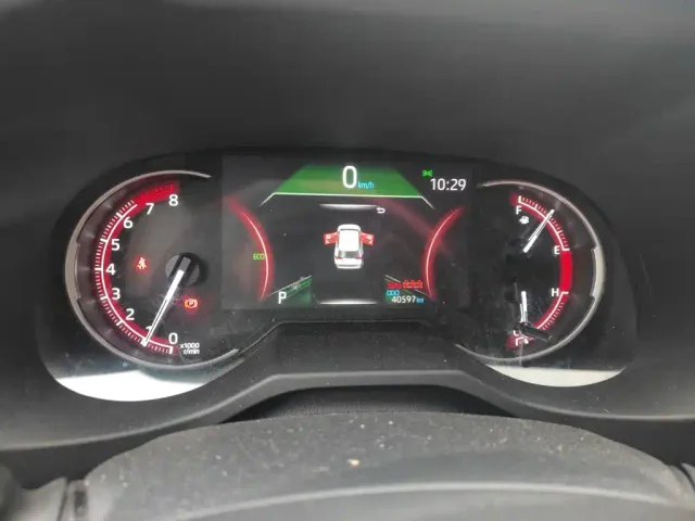 Toyota RAV4 — Фото автомобиля 7