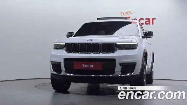 Jeep Cherokee Grand Cherokee(WL) 3.6 Limited — Фото автомобиля 3