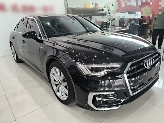 Audi A6L — Фото автомобиля 3