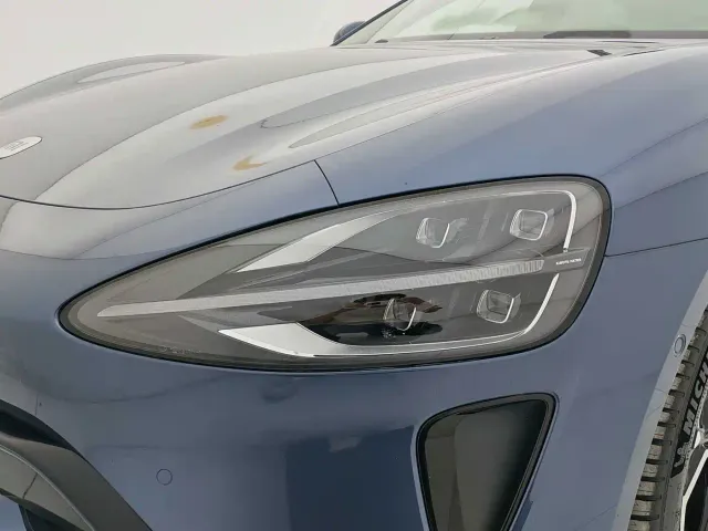 Xiaomi SU7 — Фото автомобиля 19