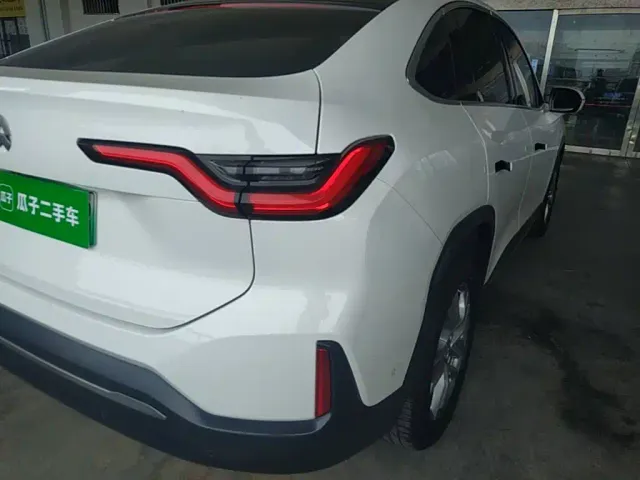 Nio EC6 — Фото автомобиля 7