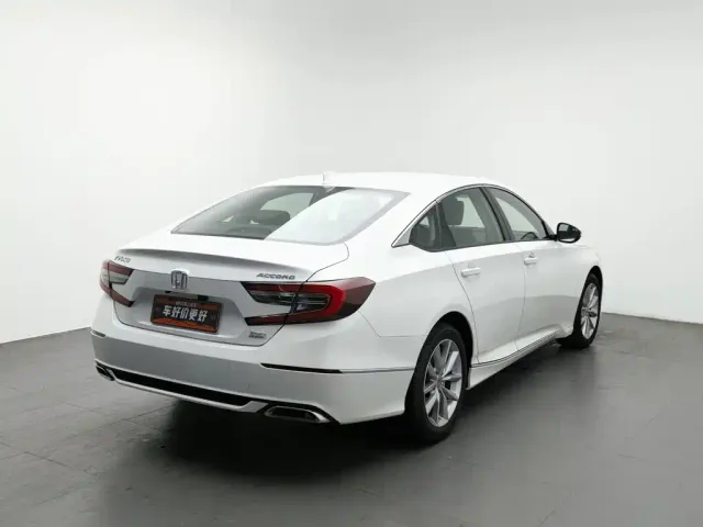 Honda Accord — Фото автомобиля 2