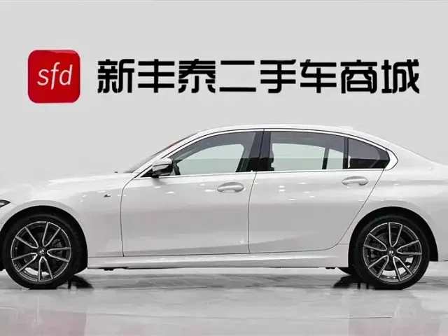 BMW 3 Series — Фото автомобиля 4