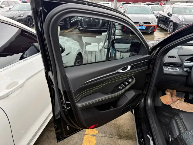 Geely Xingrui — Фото автомобиля 4
