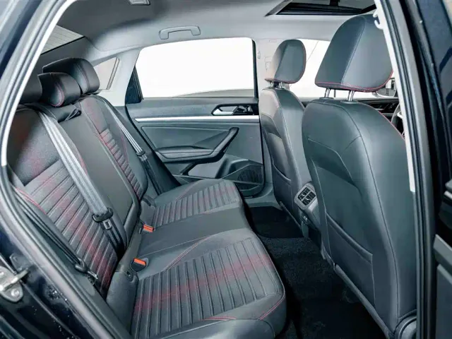Volkswagen Lavida — Фото автомобиля 20