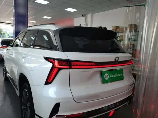 Changan CS75 Plus — Фото автомобиля 5