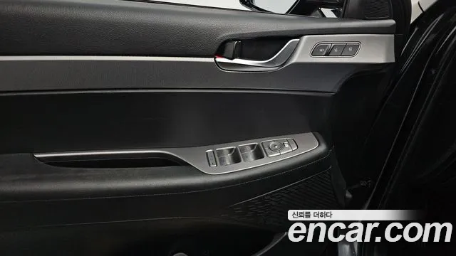Hyundai Palisade Palisade Дизель 2.2 2WD — Фото автомобиля 17