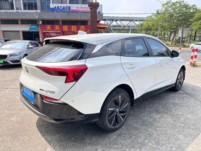 Buick Velite 6 — Фото автомобиля 6