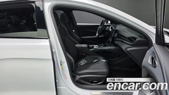 BYD Seal — Фото автомобиля 16