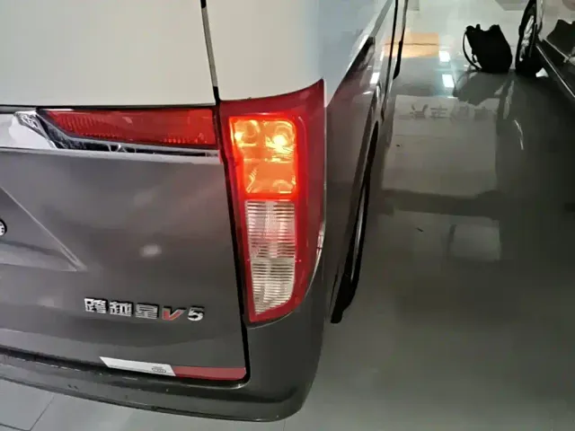 Changan Kuayue Kuayuexing V5 — Фото автомобиля 7