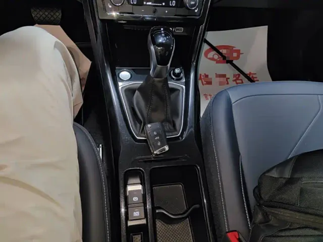 Volkswagen Tharu — Фото автомобиля 13