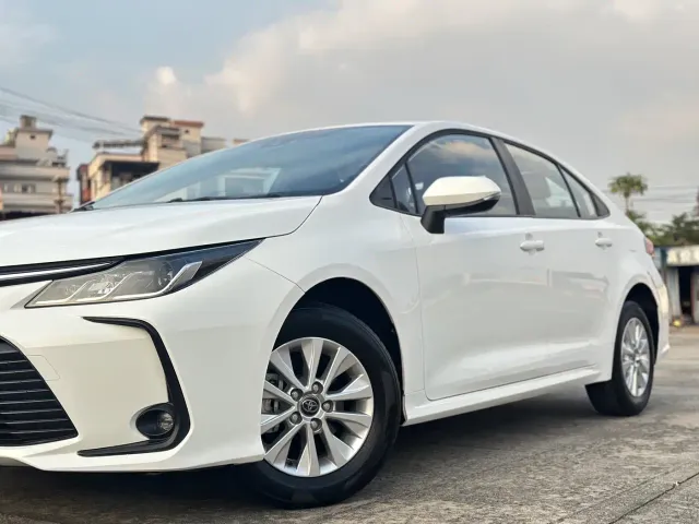 Toyota Corolla — Фото автомобиля 5