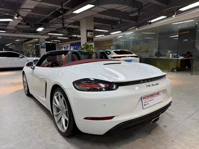 Porsche 718 — Фото автомобиля 6