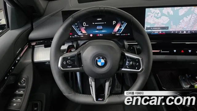 BMW 5 Series G60 — Фото автомобиля 20