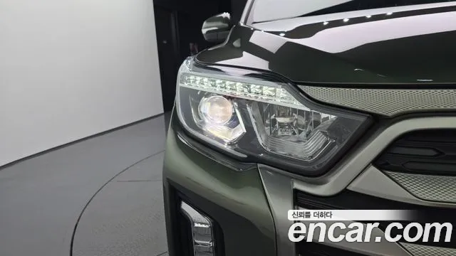 KG_Mobility_Ssangyong Rexton Новый Rexton Sport Khan Дизель 2.2 4WD — Фото автомобиля 18