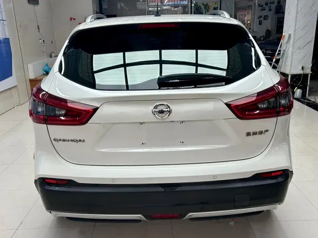 Nissan Qashqai — Фото автомобиля 5