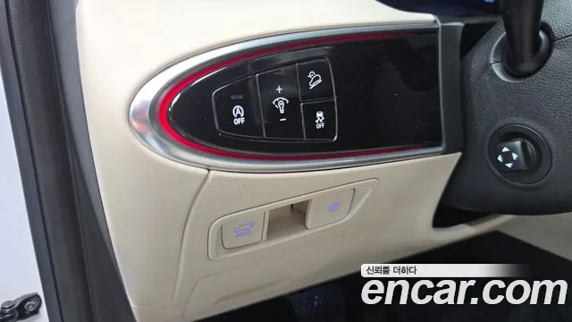 Genesis GV70 — Фото автомобиля 28