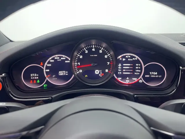 Porsche Panamera — Фото автомобиля 24