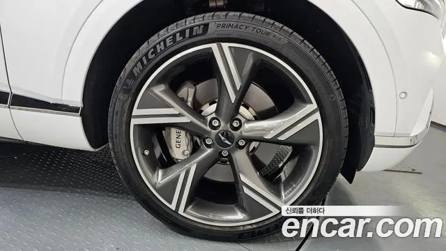 Genesis GV80 2.5T Бензин AWD — Фото автомобиля 16