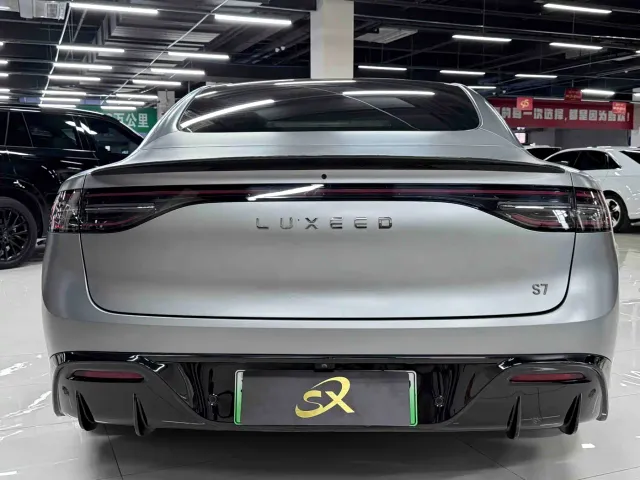 Luxeed S7 — Фото автомобиля 4